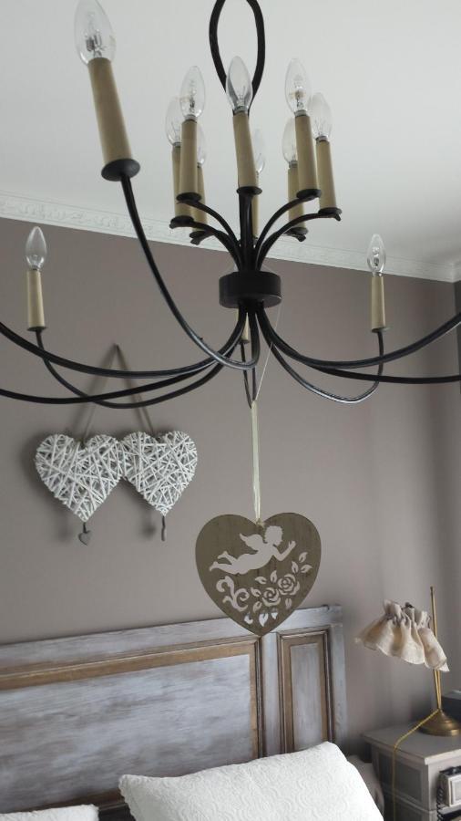 Romantic Room In Brussels Sky Exterior photo